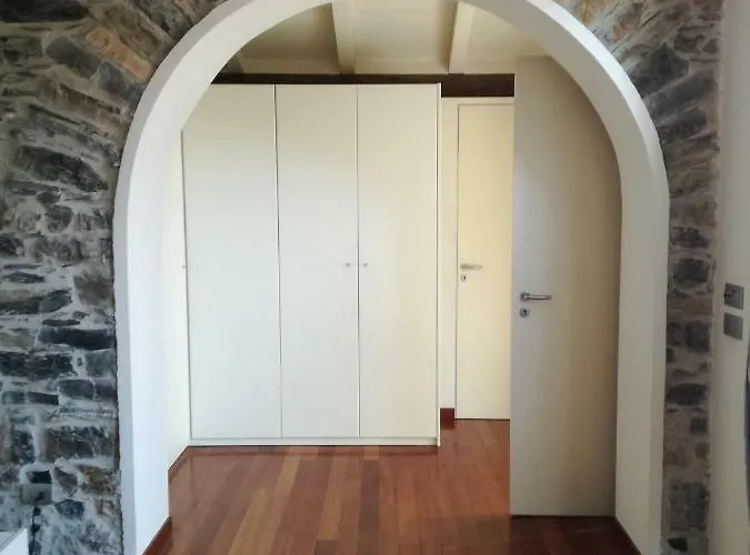 La Pietra Del Golfo * La Spezia